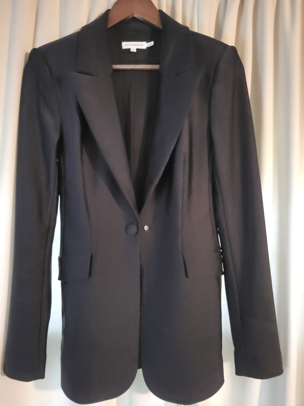 Good American Black Single-Button Tailored Blazer